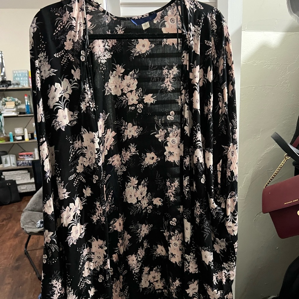 Kimono (i think thats what its called)